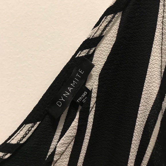 Sleeveless top from Dynamite - Picture 2 of 2